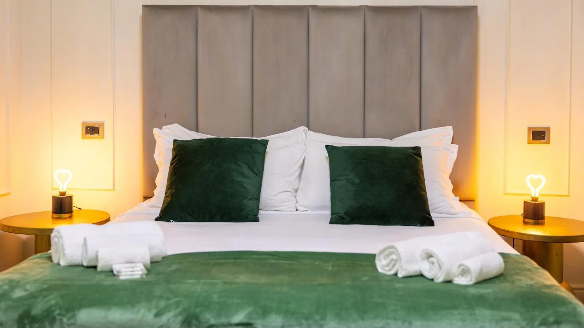 Best Room Catone 21 Rome Italy