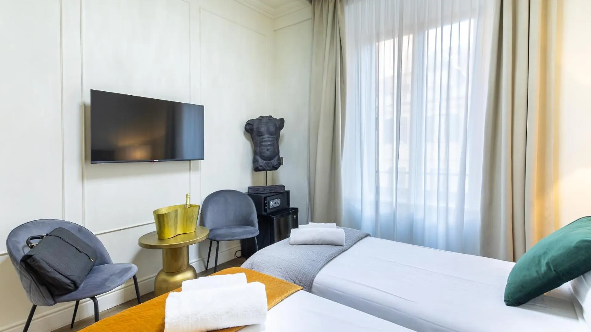 Best Room Catone 21 Rome Italy